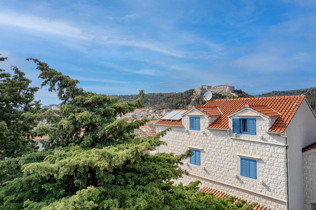 Villa Capitis In The Center- Exclusive Apartment Χβαρ Εξωτερικό φωτογραφία